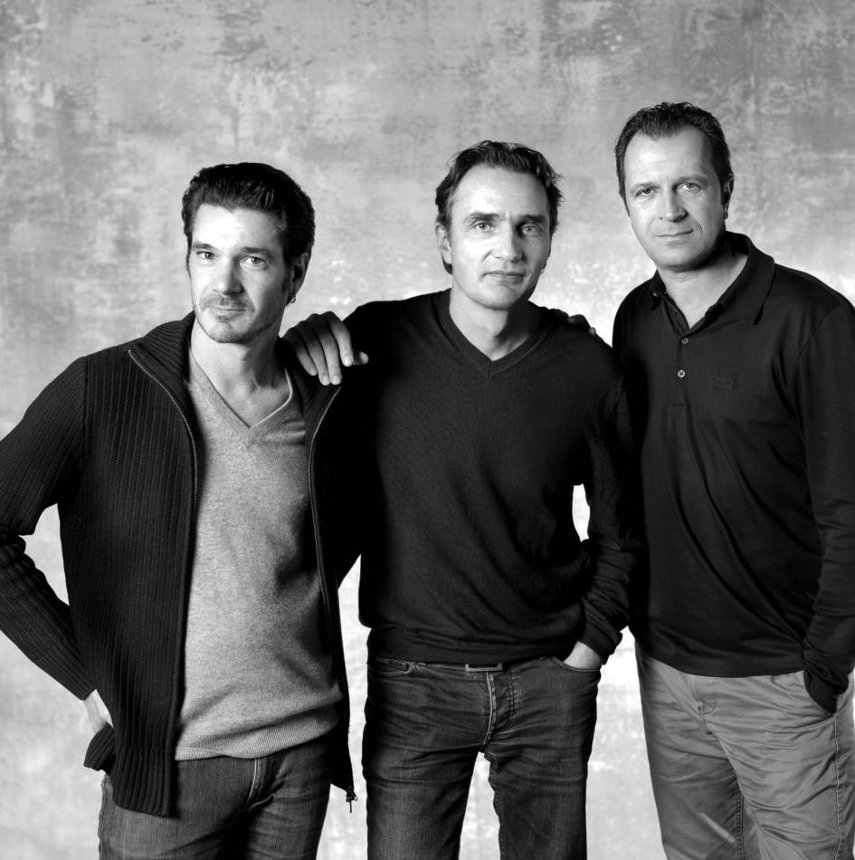 <p>Atelier oï was founded in 1991 in La Neuveville, Switzerland, by Aurel Aebi, Armand Louis and Patrick Reymond. The founders’ deep involvement with architecture, design and naval construction, as well as the encounter with charismatic personalities such as Alberto Sartoris and Ettore Sottsass, has shaped atelier oï ’s design philosophy. atelier oï always strives to go beyond the confines of a single discipline to create something new.<br data-mce-bogus=