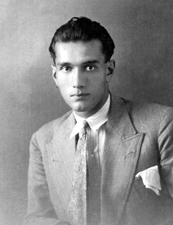 <p>Born in Meda (Monza) in 1904, he received his degree in architecture from the Milan Polytechnic.</p><p>In 1926 he was one of the founders of the 
